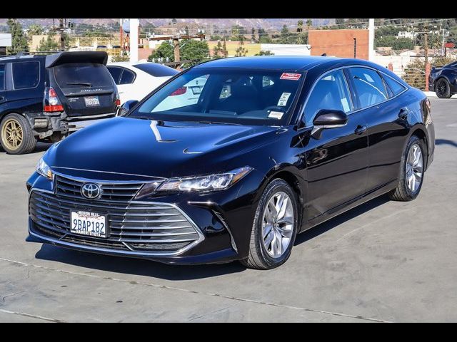 2022 Toyota Avalon XLE