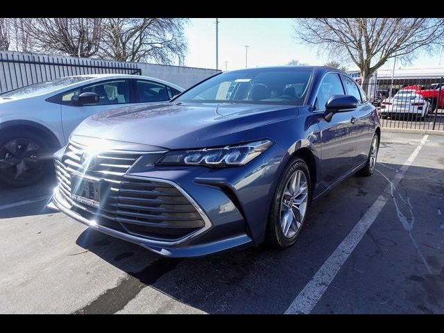 2022 Toyota Avalon XLE