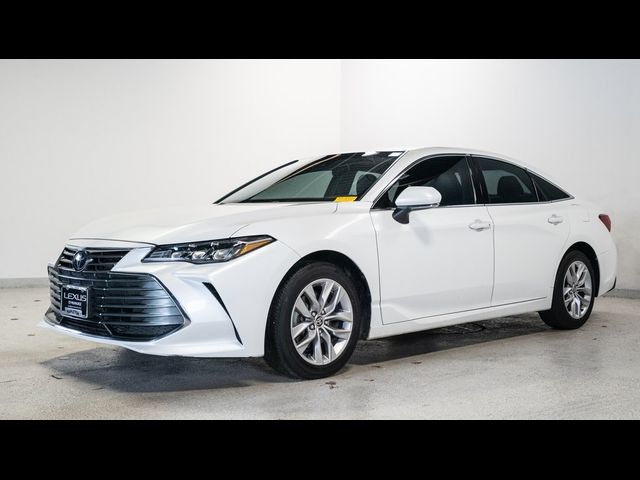 2022 Toyota Avalon XLE