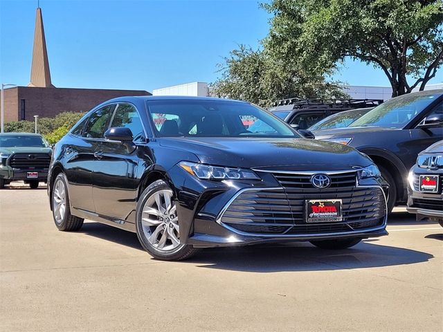 2022 Toyota Avalon XLE