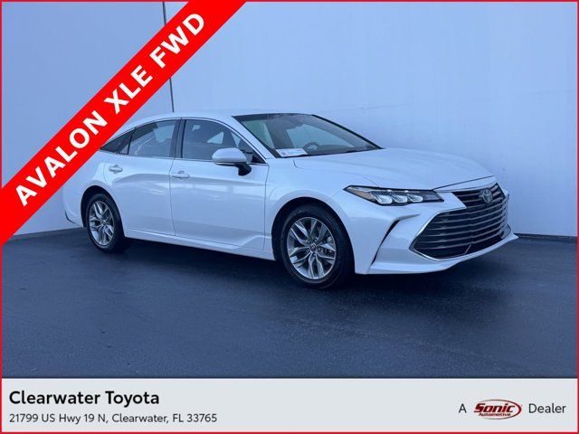 2022 Toyota Avalon XLE