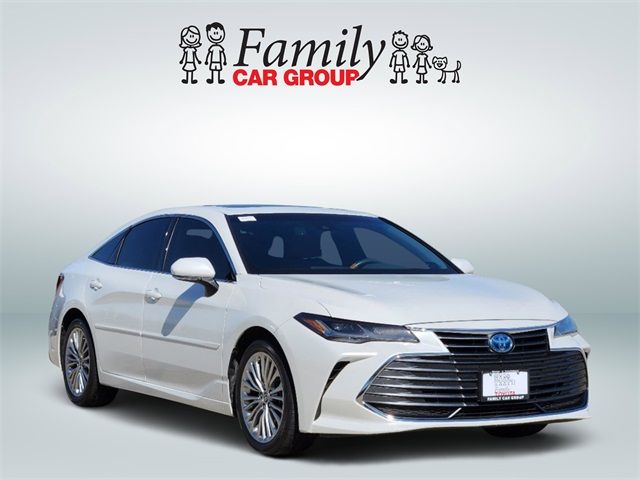 2022 Toyota Avalon Hybrid Limited