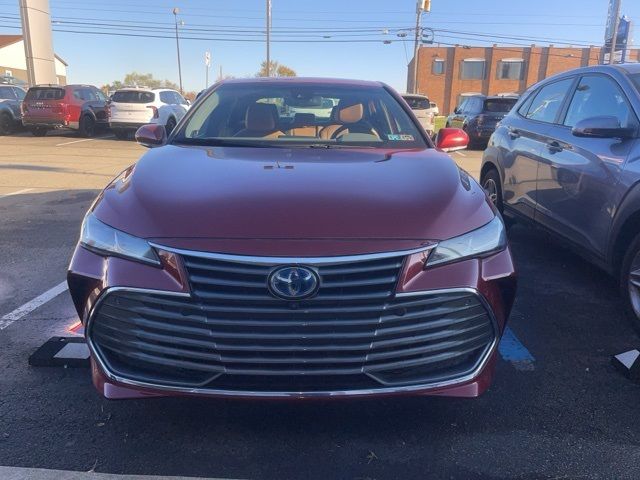 2022 Toyota Avalon Hybrid Limited