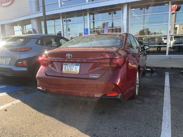 2022 Toyota Avalon Hybrid Limited