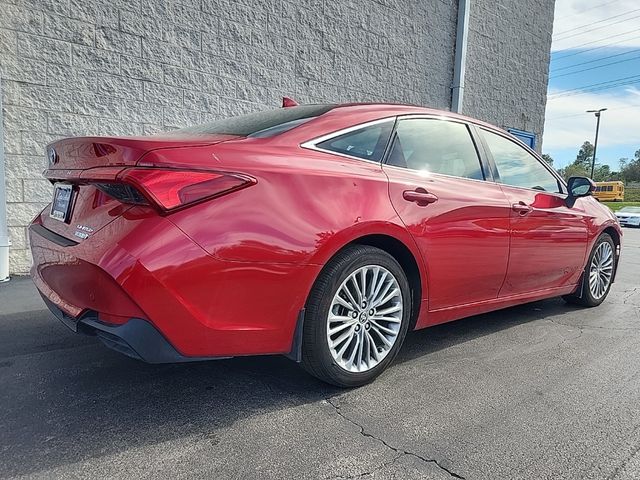 2022 Toyota Avalon Hybrid Limited