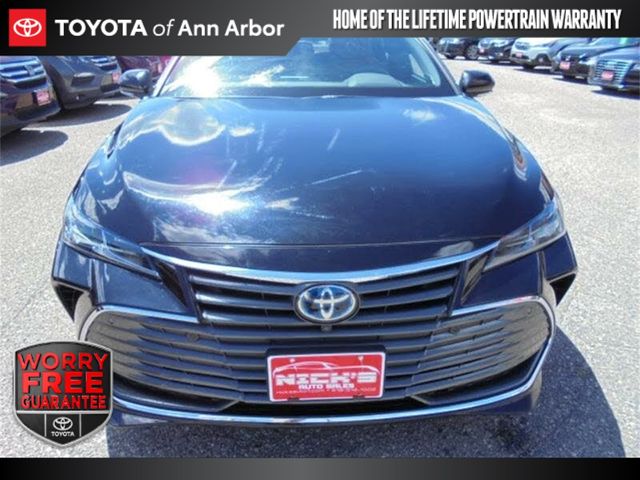 2022 Toyota Avalon Hybrid Limited