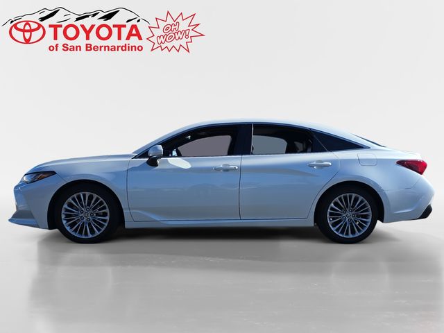 2022 Toyota Avalon Hybrid Limited