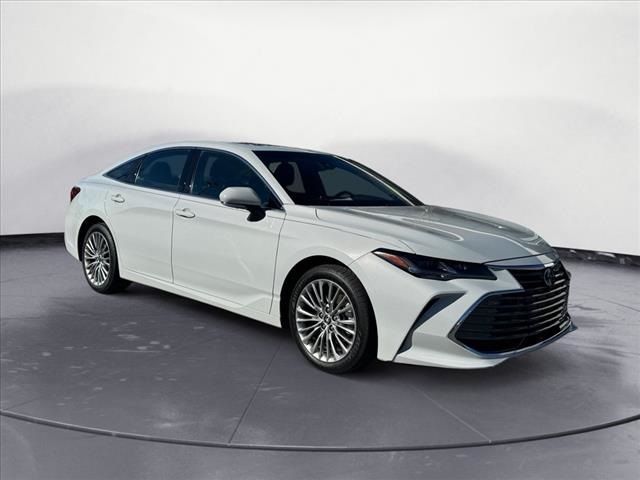 2022 Toyota Avalon Hybrid Limited