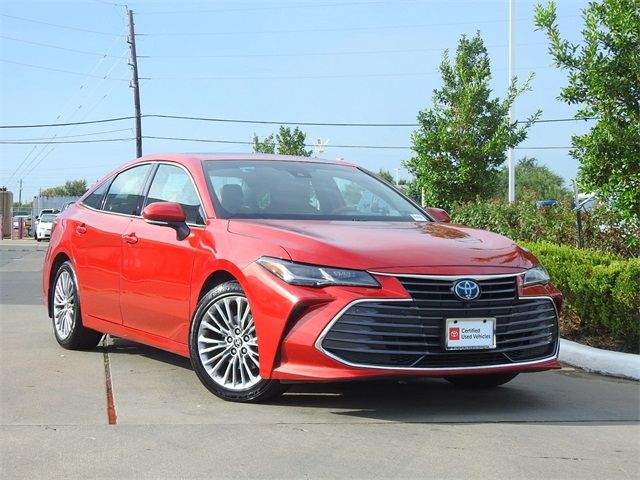 2022 Toyota Avalon Hybrid Limited