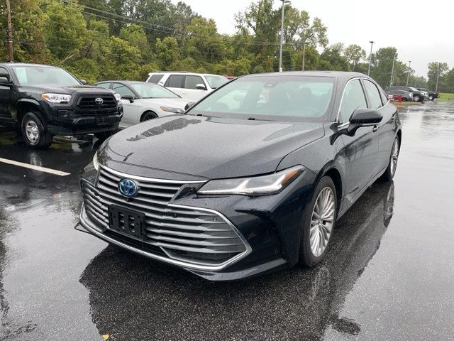 2022 Toyota Avalon Hybrid Limited