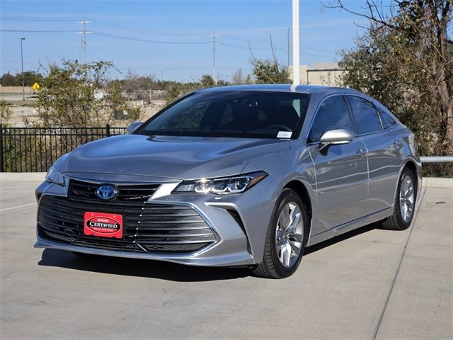 2022 Toyota Avalon Hybrid XLE