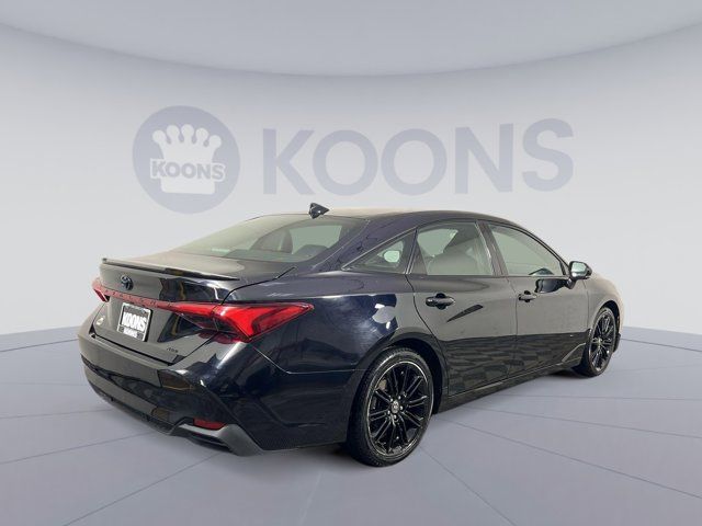 2022 Toyota Avalon Hybrid XSE Nightshade
