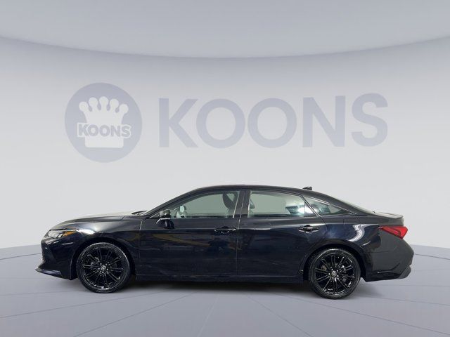 2022 Toyota Avalon Hybrid XSE Nightshade