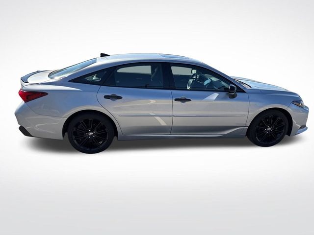 2022 Toyota Avalon Hybrid XSE Nightshade