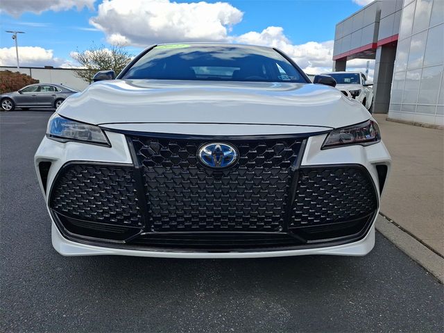 2022 Toyota Avalon Hybrid XSE Nightshade