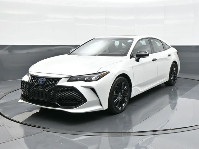 2022 Toyota Avalon Hybrid XSE Nightshade