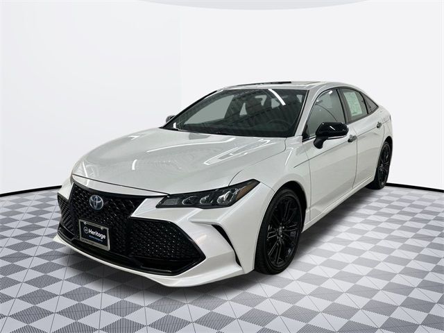 2022 Toyota Avalon Hybrid XSE Nightshade