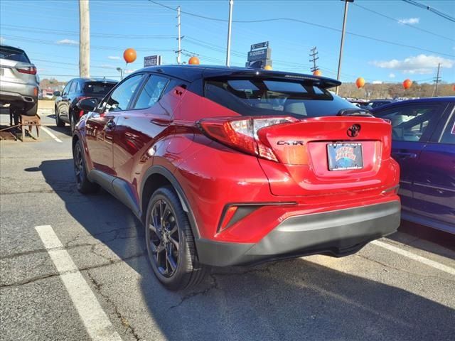 2022 Toyota C-HR XLE