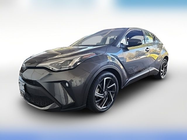 2022 Toyota C-HR XLE