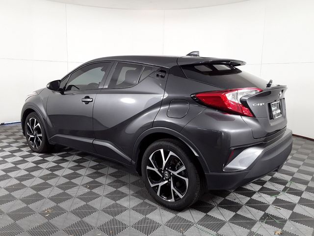 2022 Toyota C-HR XLE