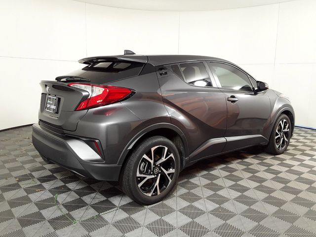 2022 Toyota C-HR XLE