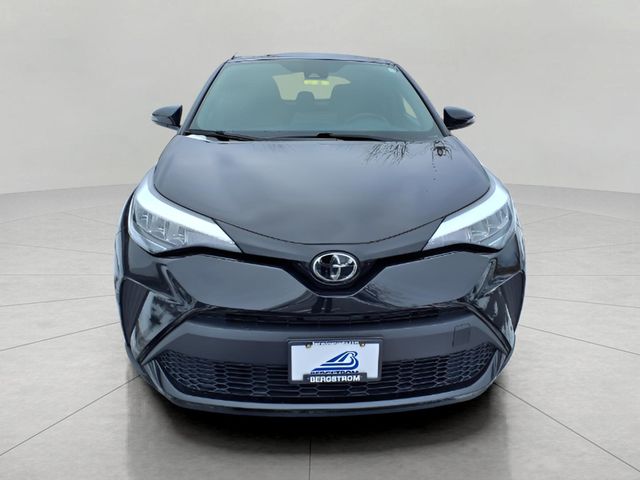 2022 Toyota C-HR XLE