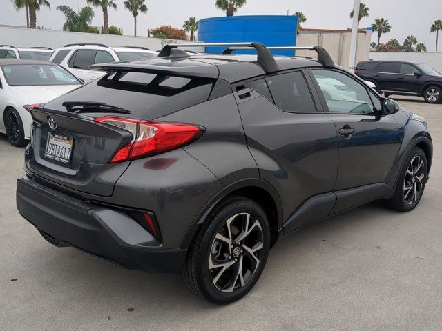 2022 Toyota C-HR XLE