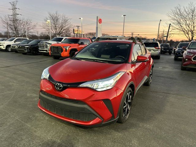 2022 Toyota C-HR XLE