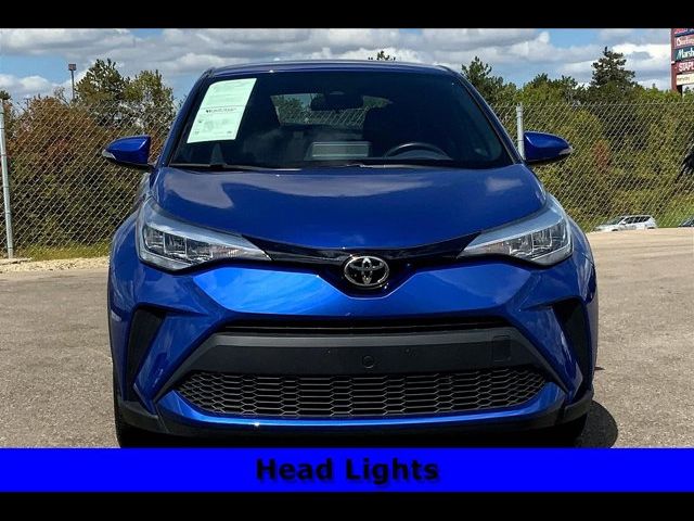 2022 Toyota C-HR XLE