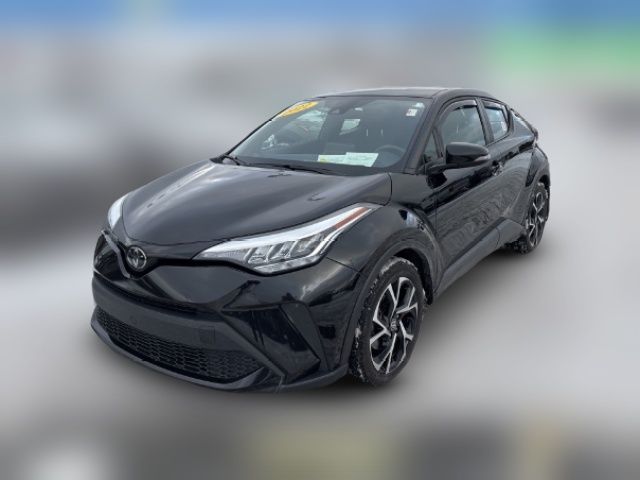 2022 Toyota C-HR XLE