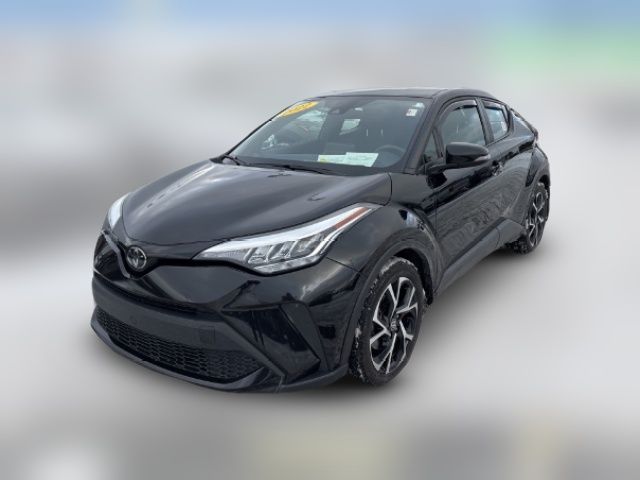 2022 Toyota C-HR XLE