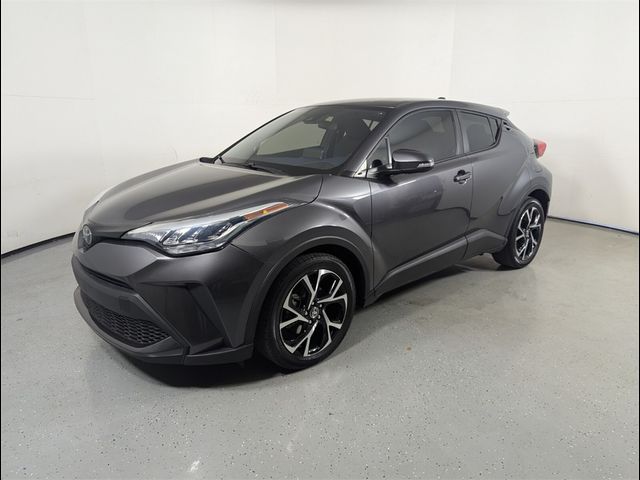 2022 Toyota C-HR XLE