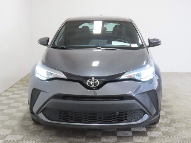 2022 Toyota C-HR XLE