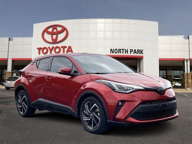 2022 Toyota C-HR XLE