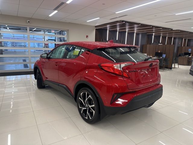 2022 Toyota C-HR XLE