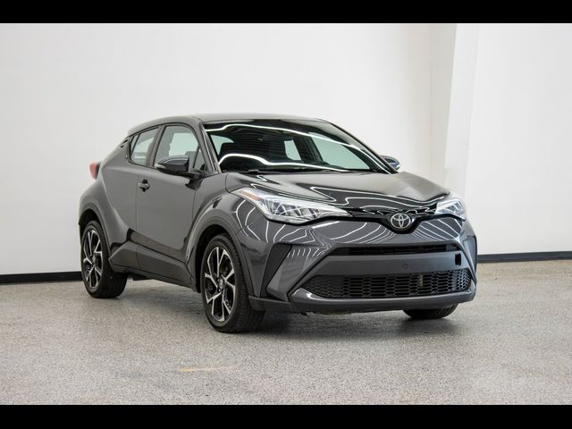 2022 Toyota C-HR XLE
