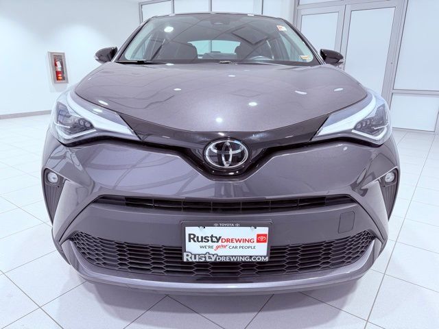 2022 Toyota C-HR XLE