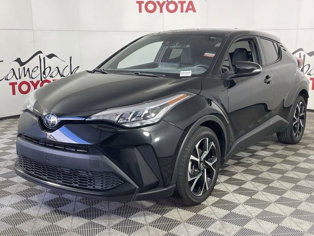 2022 Toyota C-HR XLE