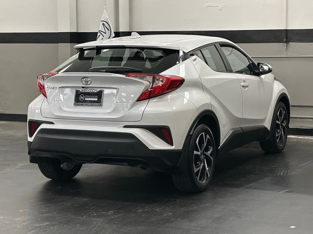 2022 Toyota C-HR XLE