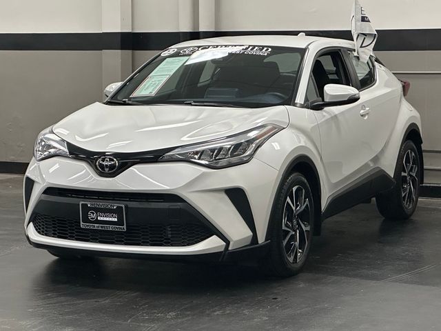 2022 Toyota C-HR XLE