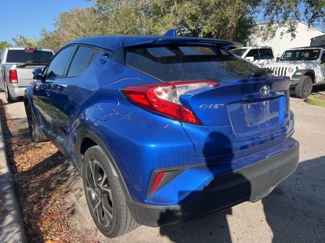 2022 Toyota C-HR XLE