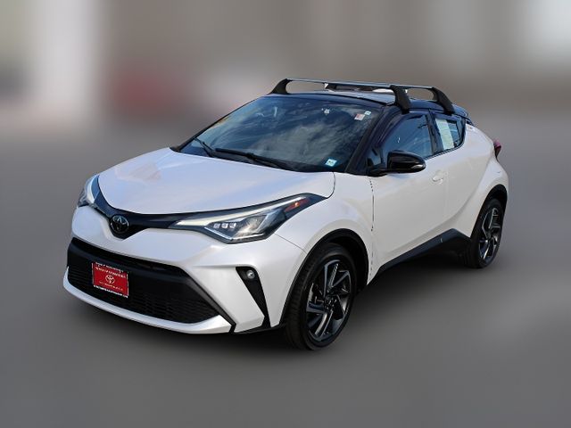 2022 Toyota C-HR XLE