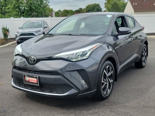 2022 Toyota C-HR XLE