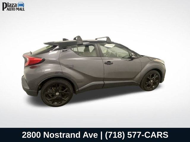 2022 Toyota C-HR XLE