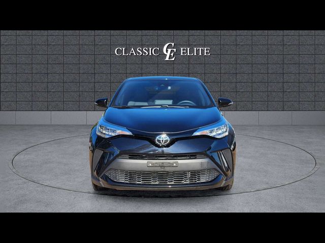 2022 Toyota C-HR XLE