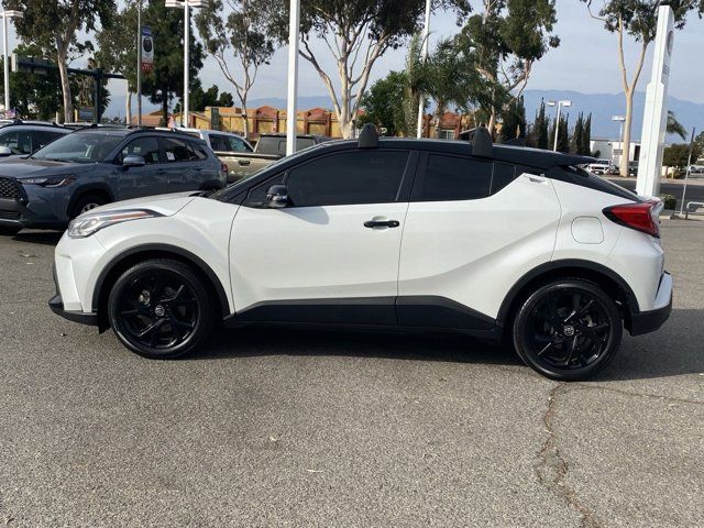 2022 Toyota C-HR XLE