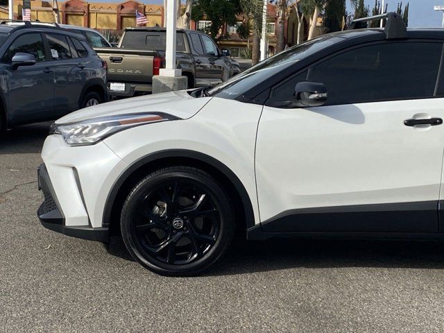 2022 Toyota C-HR XLE