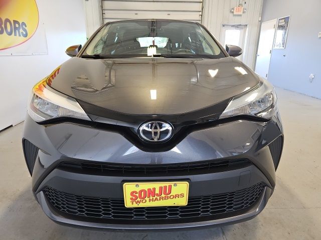 2022 Toyota C-HR XLE