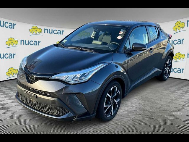 2022 Toyota C-HR XLE