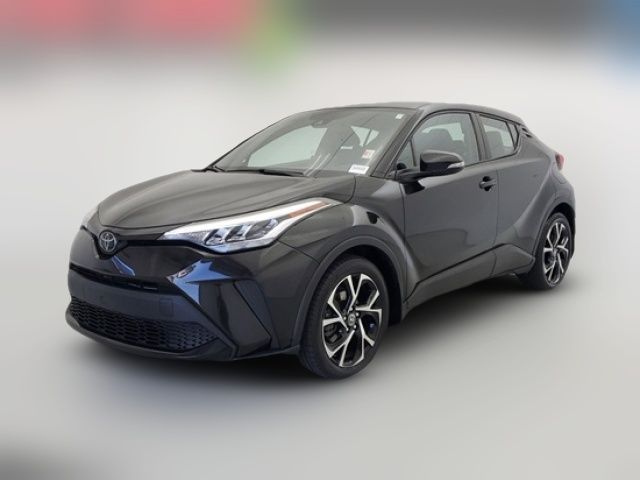 2022 Toyota C-HR XLE